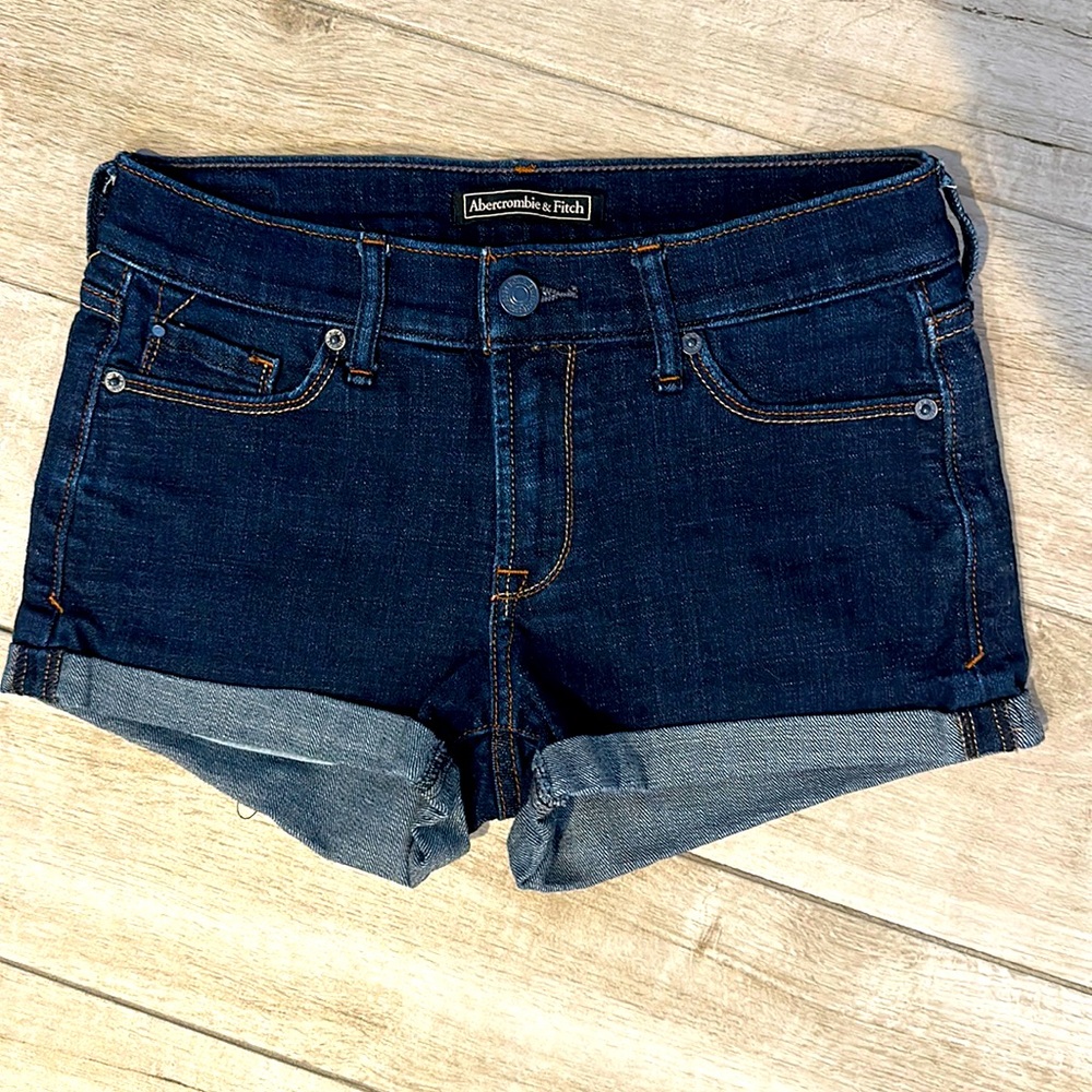 Abercrombie & Fitch mid rise size 24 0 denim shorts